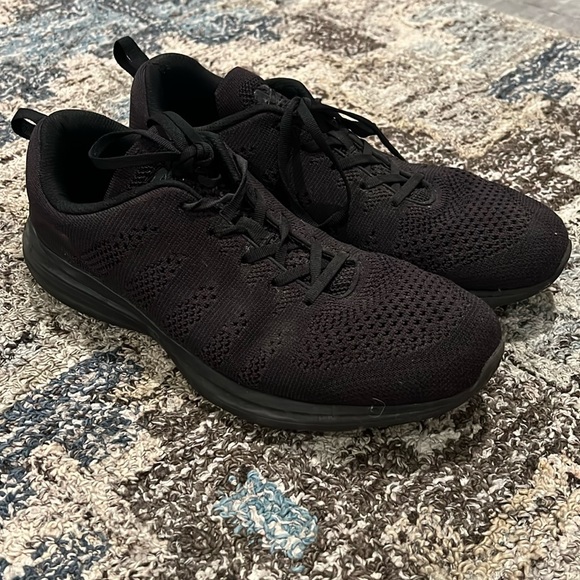 APL Sneakers - Picture 1 of 5